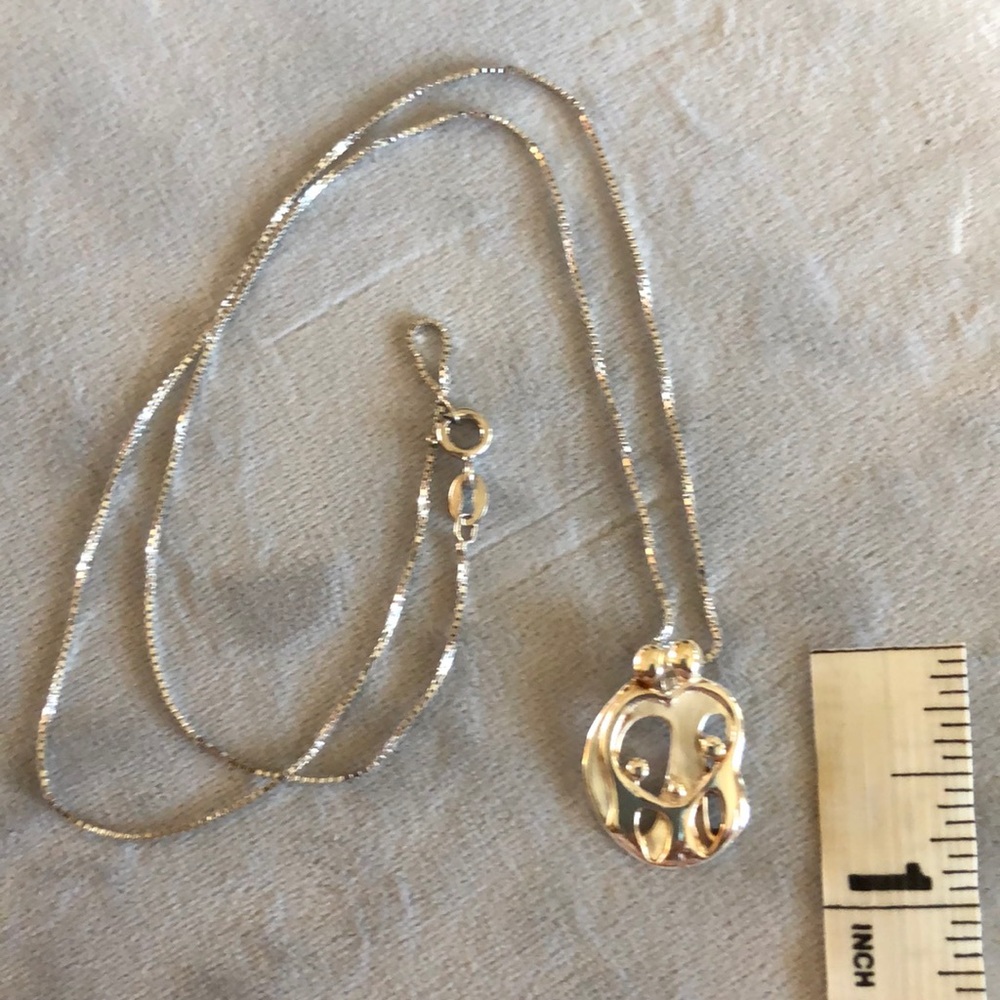 Mothers Day Sterling “Loving Family” pendant